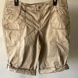 Women’s khaki shorts